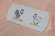 petit plat peint à main